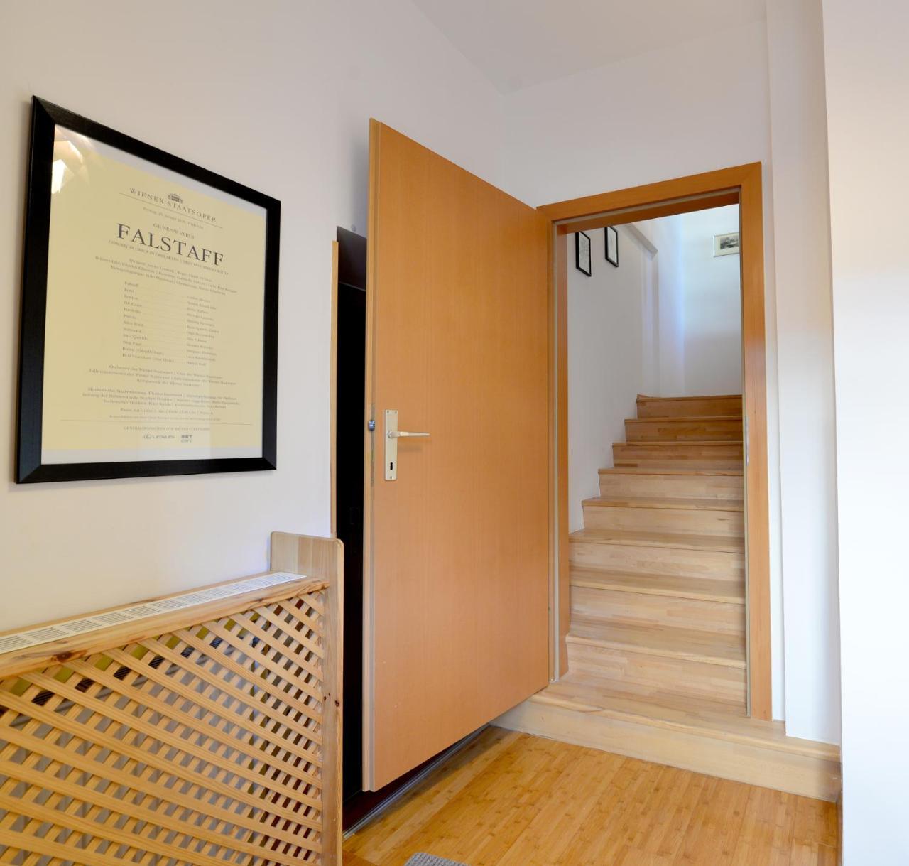 House With Courtyard & Parking Close To Stadtpark * Wien